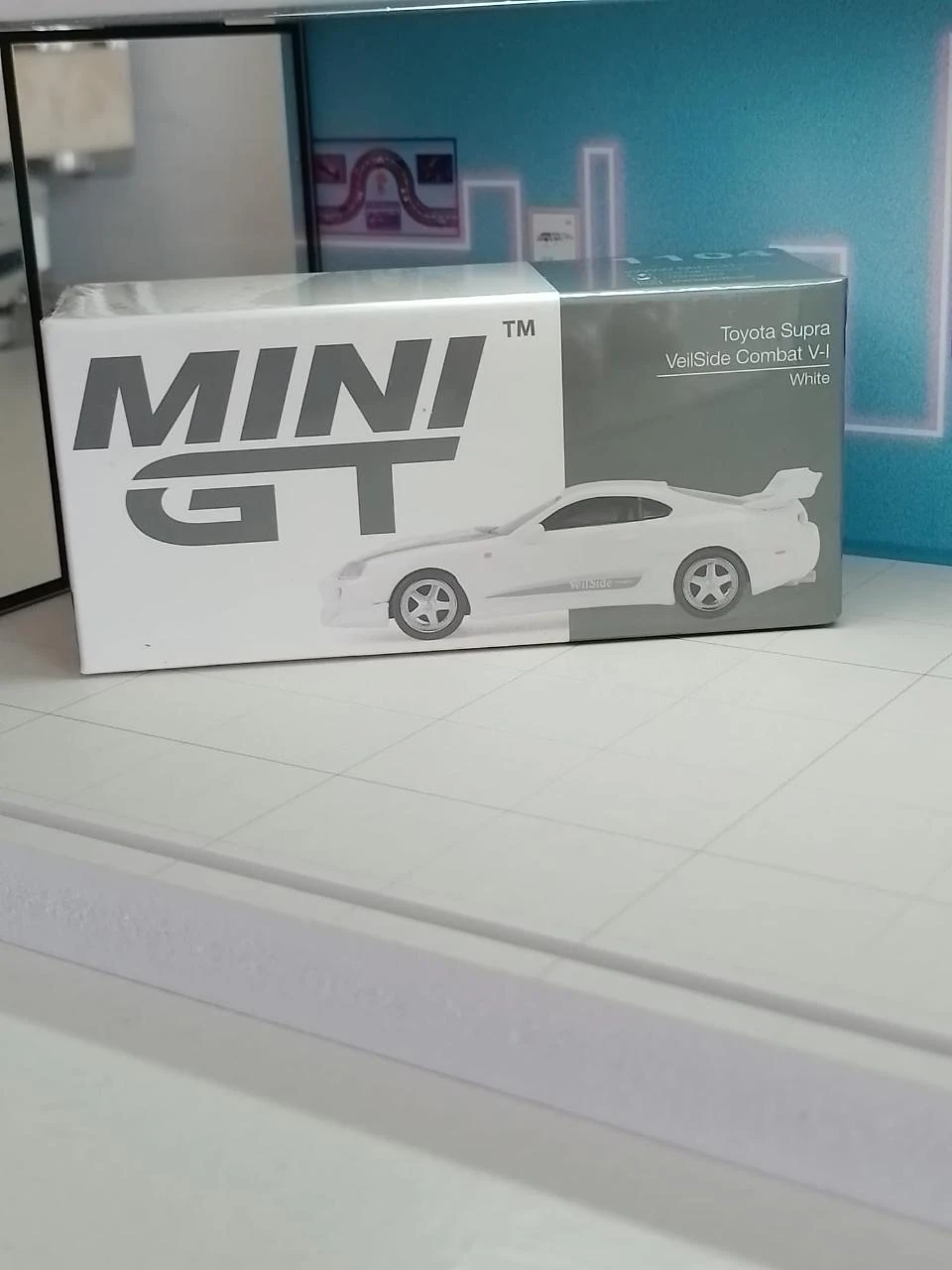 Mini GT 1/64 MGT1104 Toyota Supra VeilSide Combat V-I - White - NOVO/LACRADO